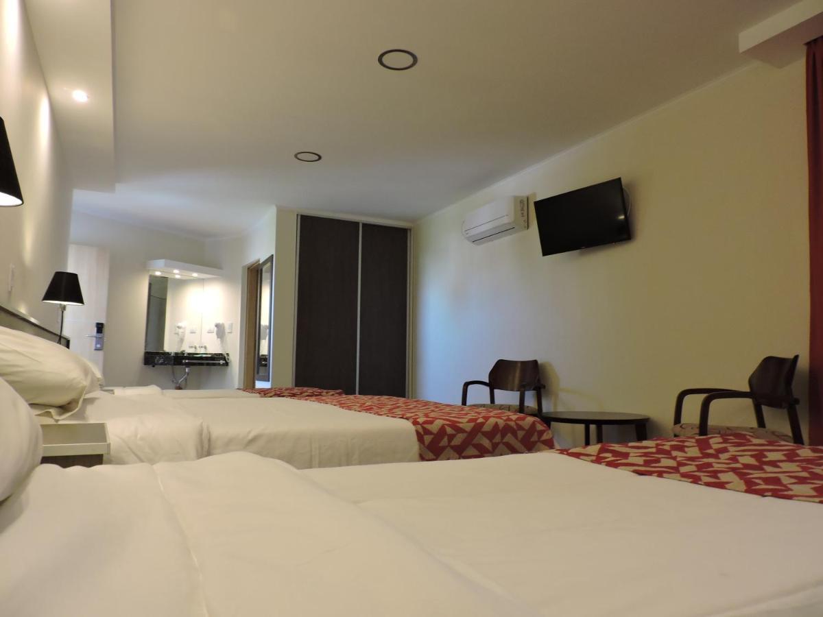 Hotel Espinillos Y Villa Carlos Paz